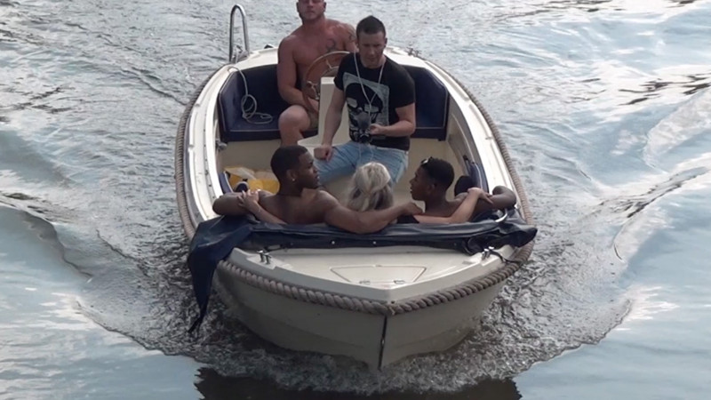It's still possible! With MILF Sunny in the boat for a quarter