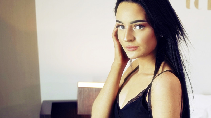 The first time of yummy Jennifer (19)
